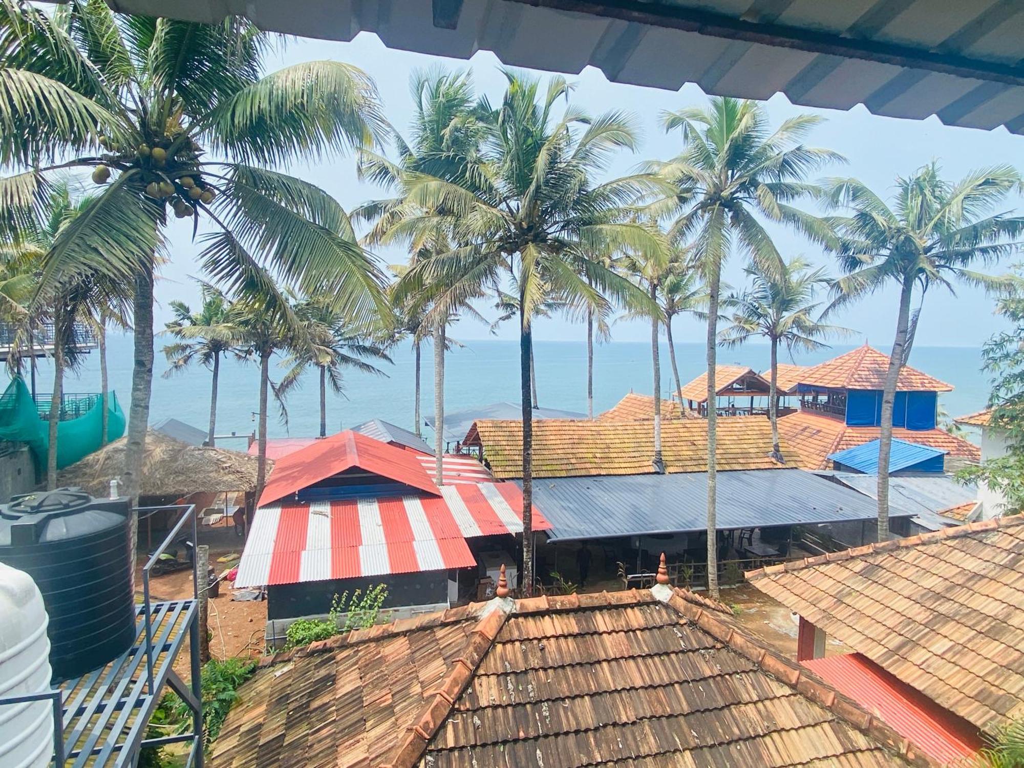 Paradise Inn Beach Resort Varkala Exterior foto